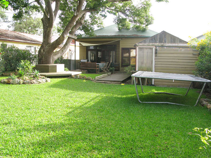Listing Image 9