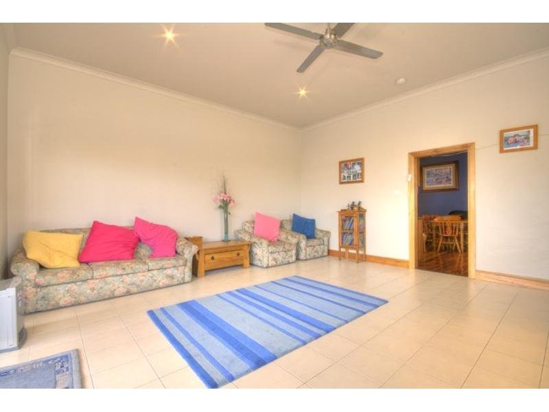 10 Douglas Street, Stockton NSW 2295, Stockton - Thumbnail 2