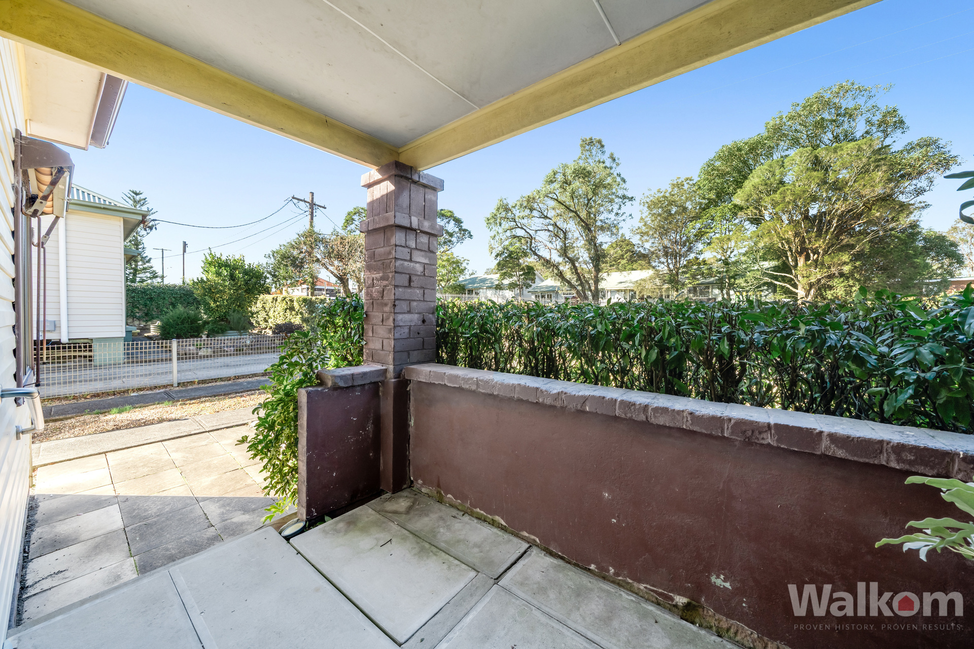 Listing Image 11
