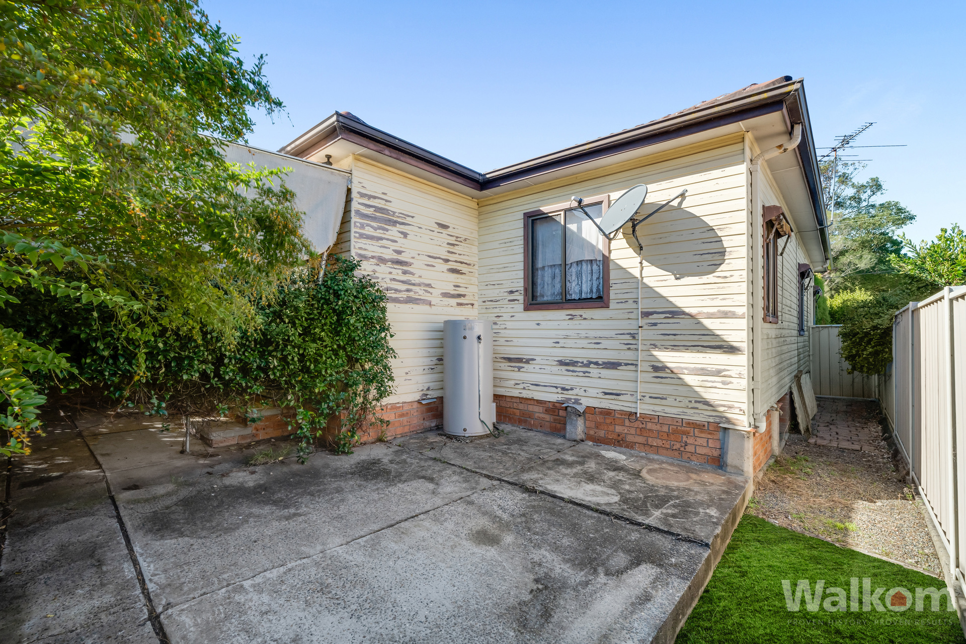 Listing Image 13