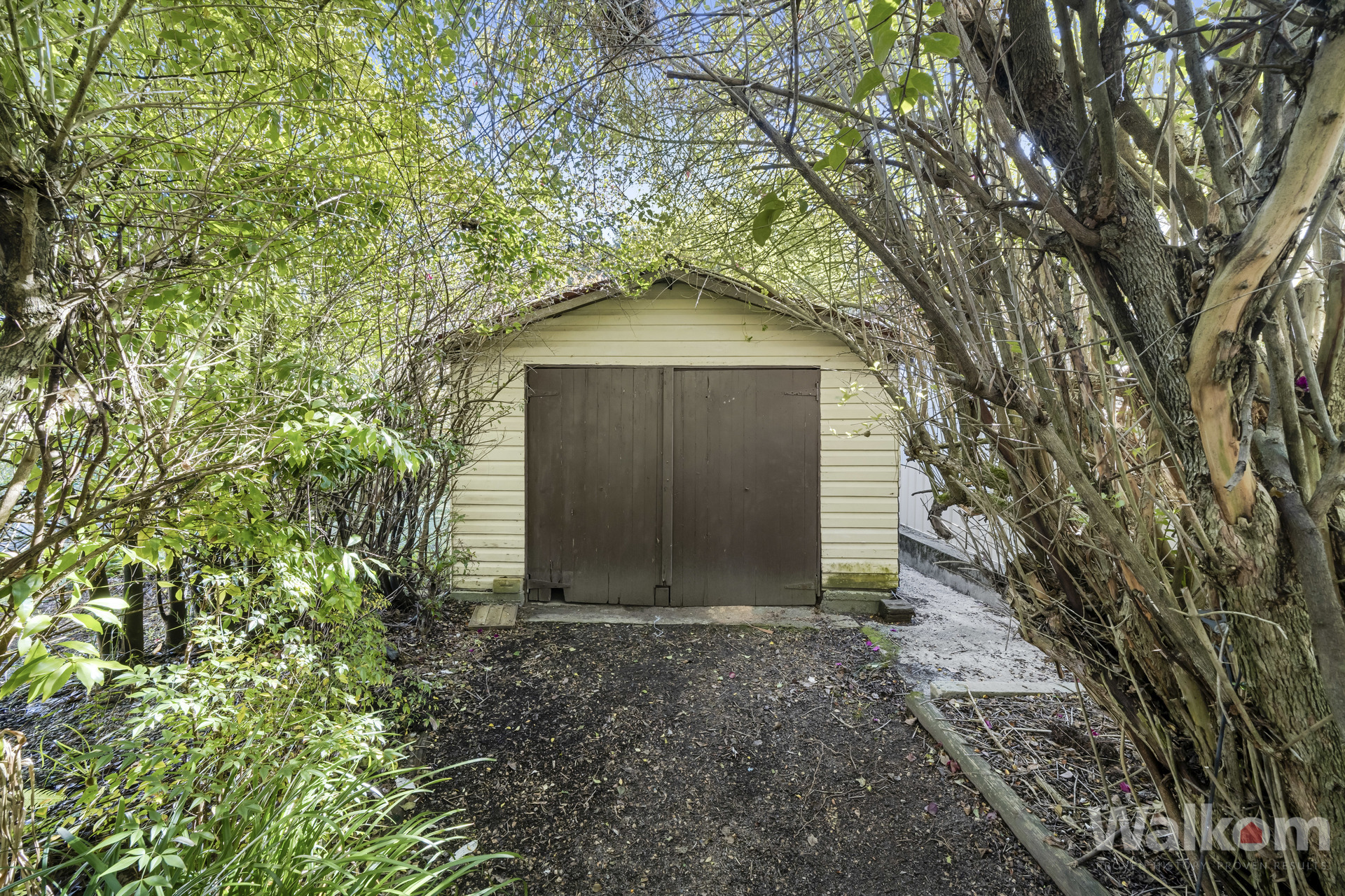 Listing Image 17