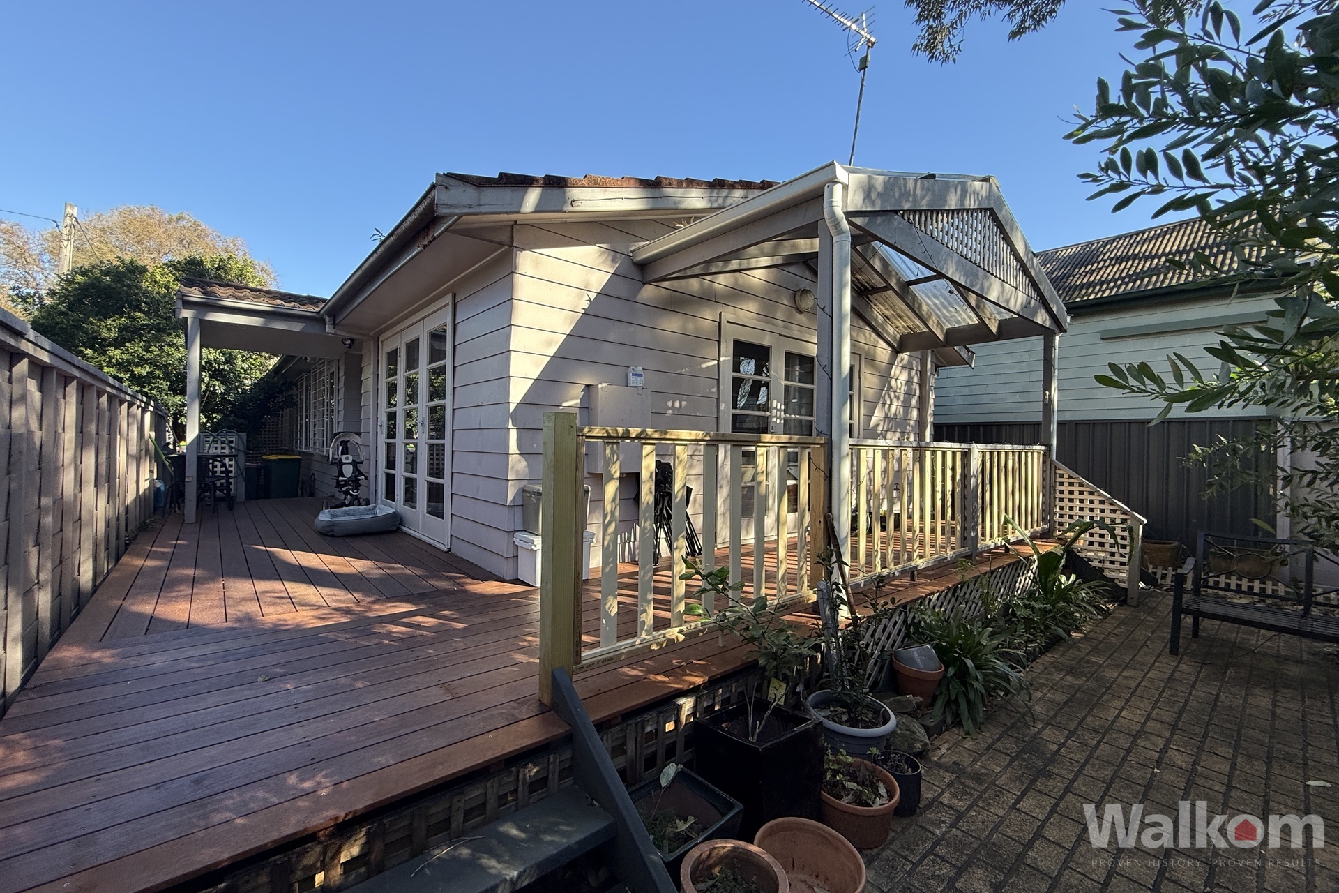 Listing Image 16