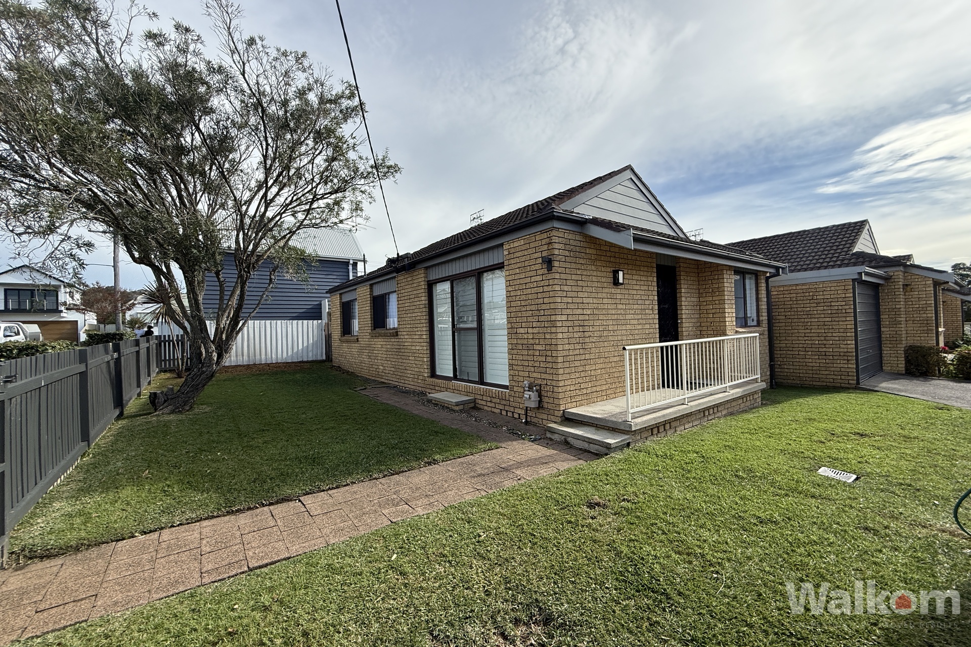 Listing Image 2