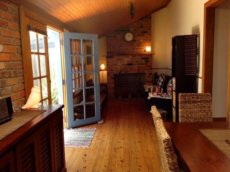 12 Bull Street, Cooks Hill - Thumbnail 4