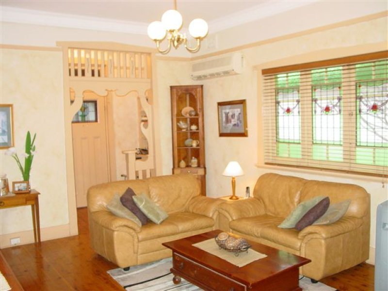 12 Lockyer Street, Merewether NSW 2291, Merewether - Thumbnail 3