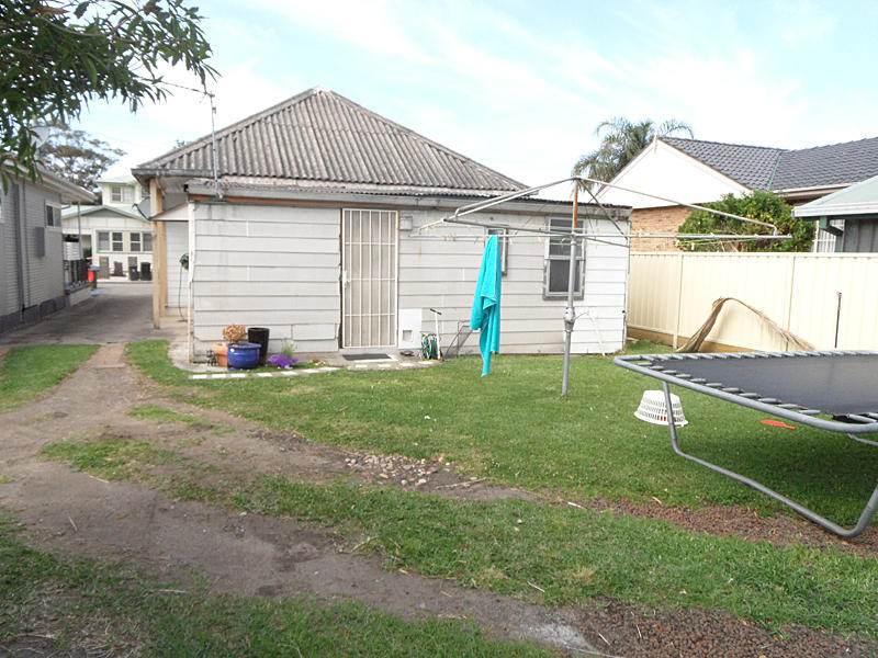 Listing Image 16