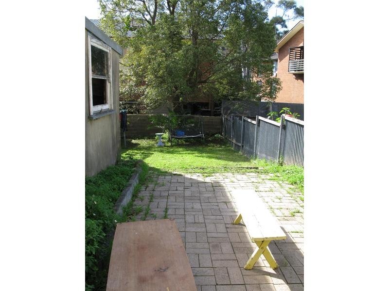 Listing Image 16