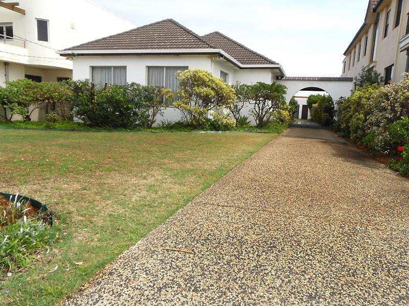 18 Ocean Street, Merewether - Thumbnail 4