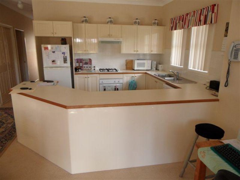 2/8 Moira Street, Adamstown - Thumbnail 5