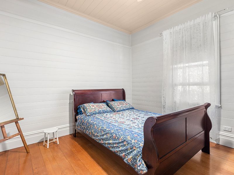 28 Victoria Street, Adamstown - Thumbnail 4