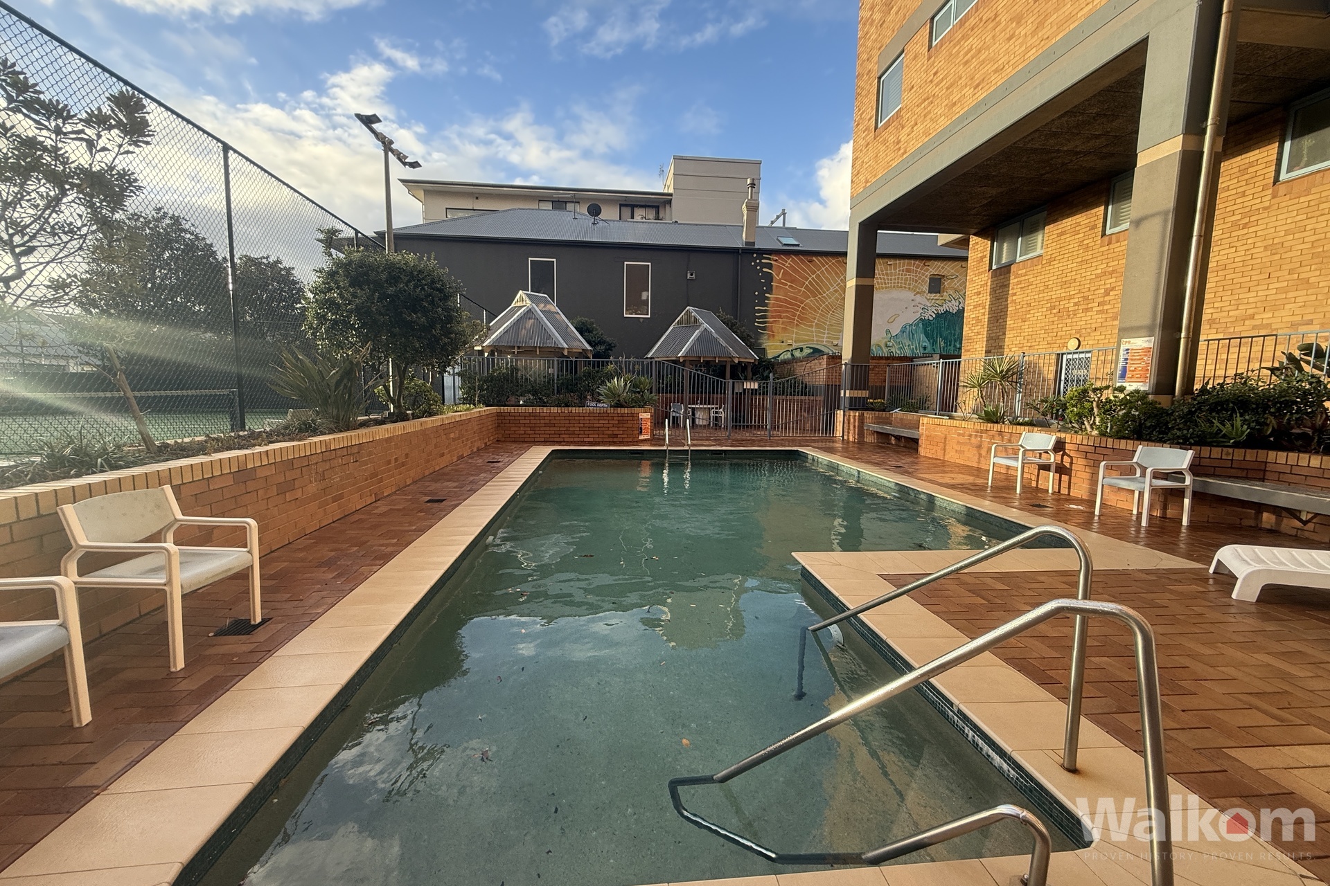 Listing Image 15
