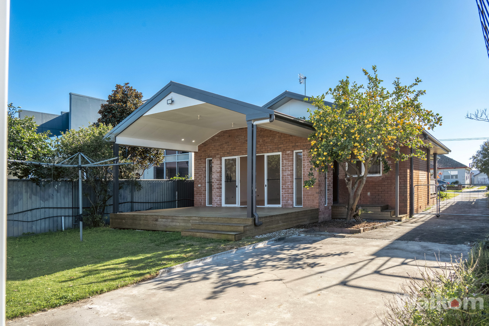 Listing Image 7