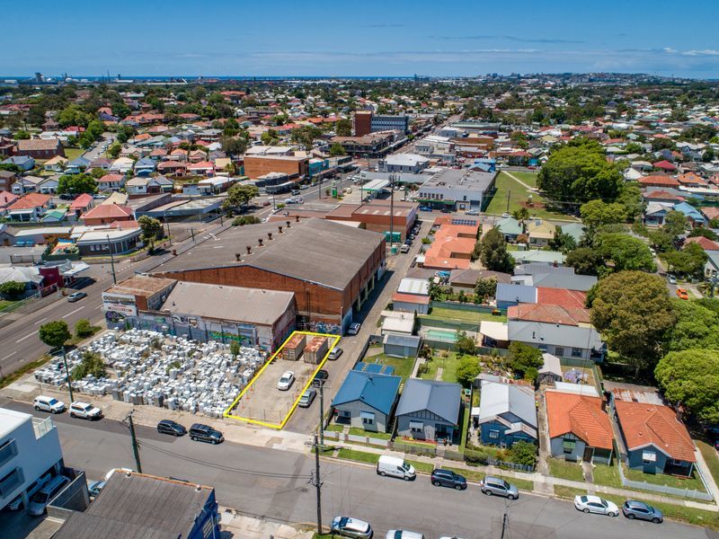 Listing Image 1