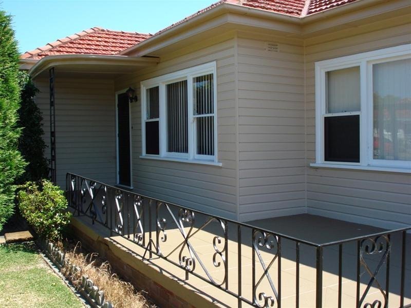402 Glebe Road, Hamilton South NSW 2303, Hamilton South - Thumbnail 2