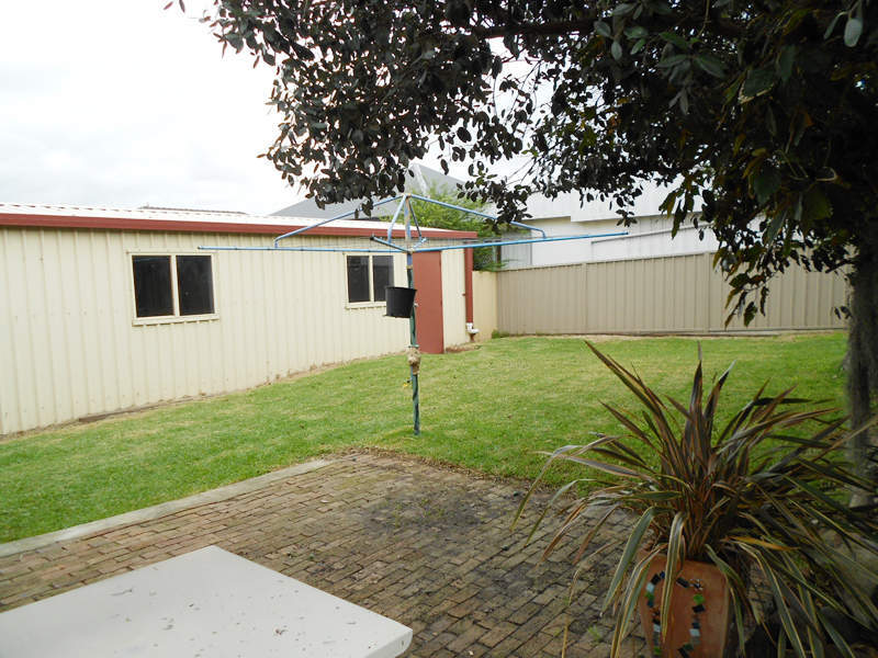 Listing Image 11