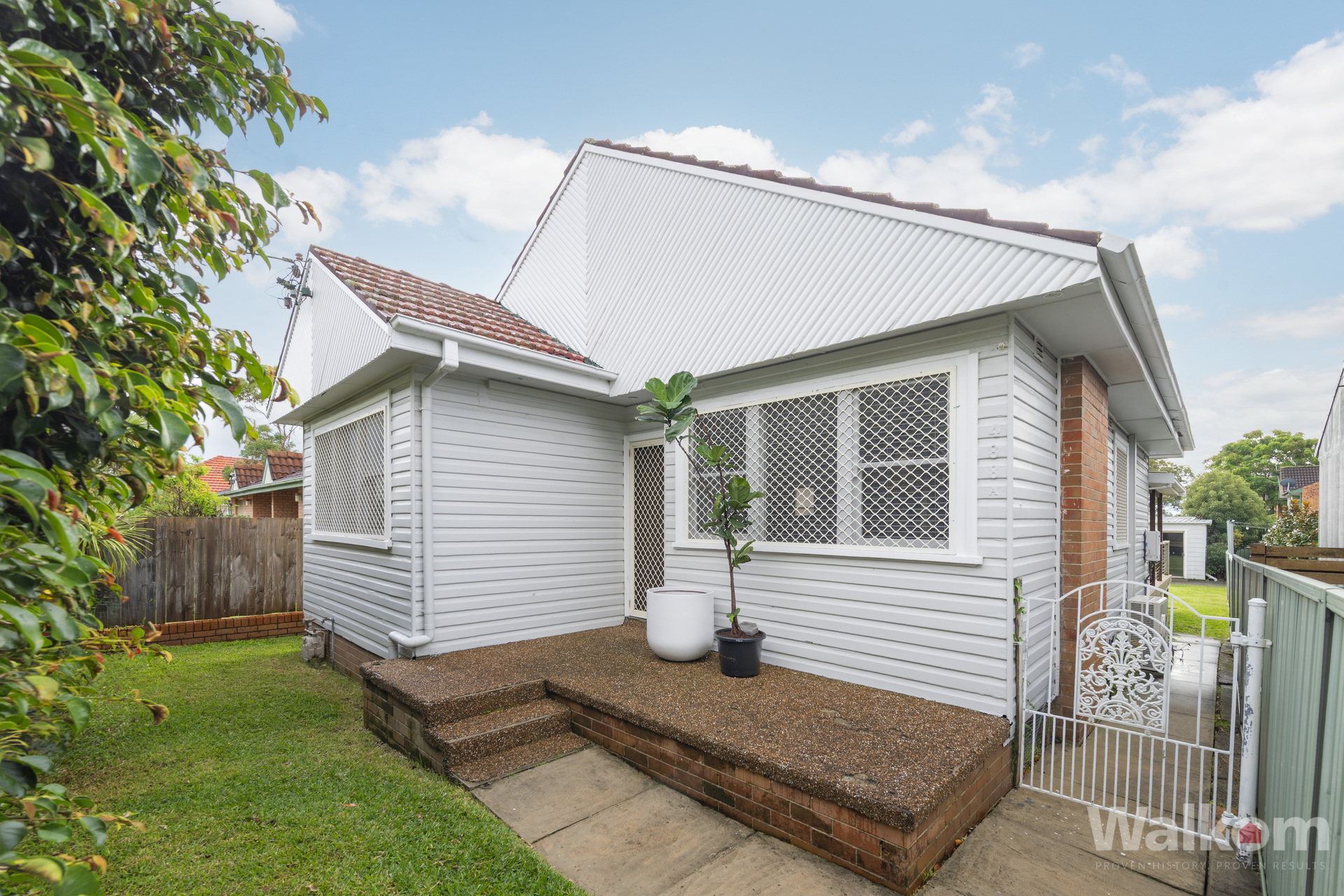 Listing Image 1