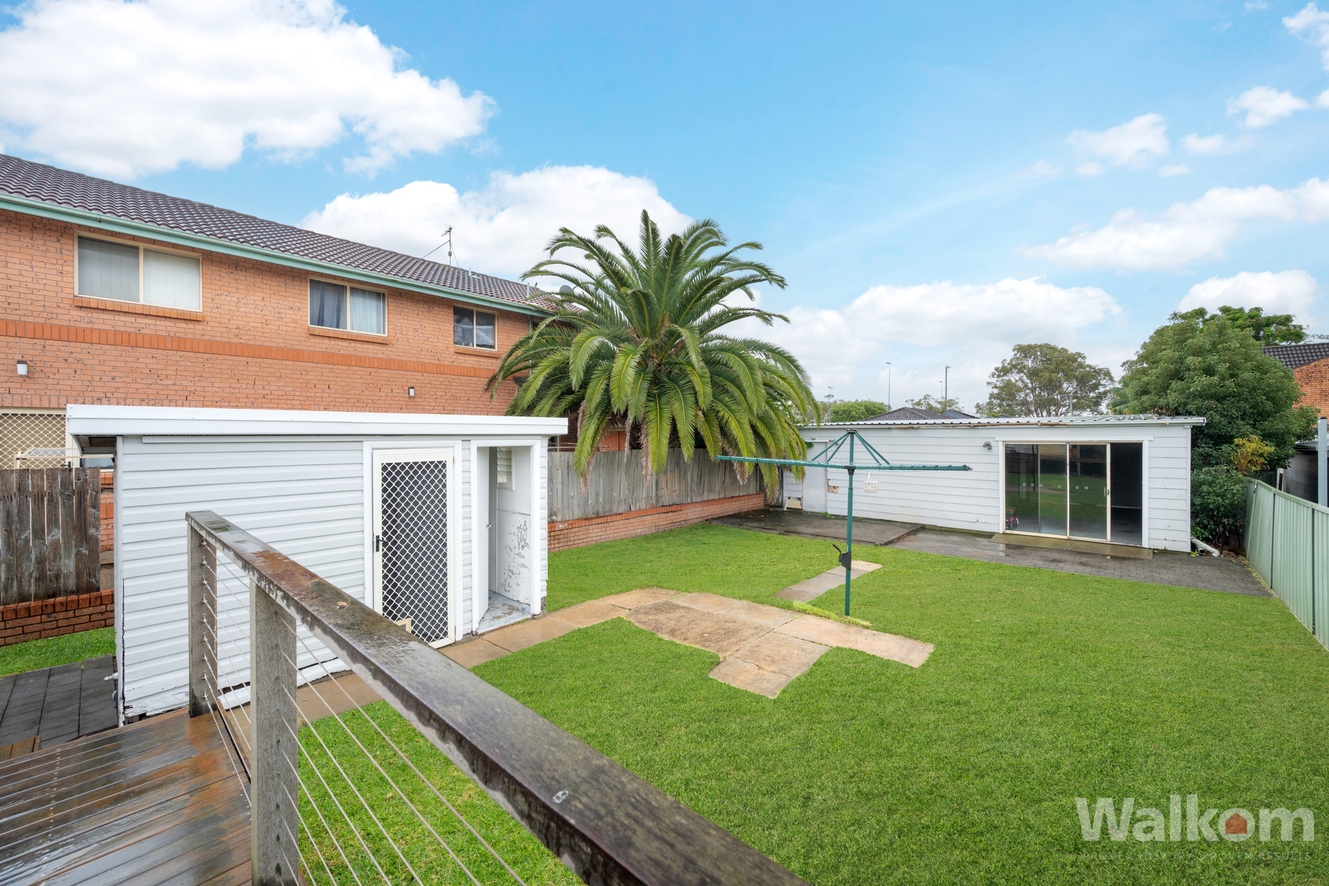 Listing Image 10