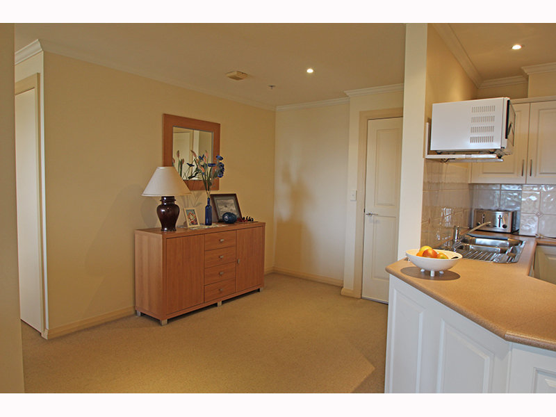 505/26 Pacific Street, Newcastle - Thumbnail 3