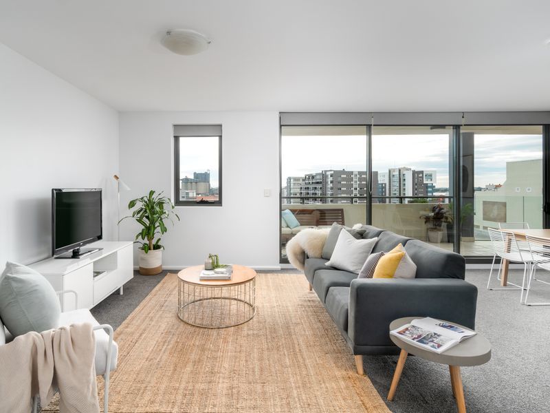 506/328 King Street, Newcastle - Thumbnail 4