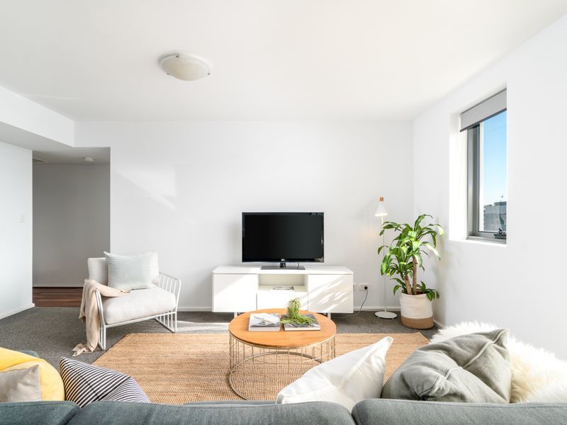 506/328 King Street, Newcastle - Thumbnail 6