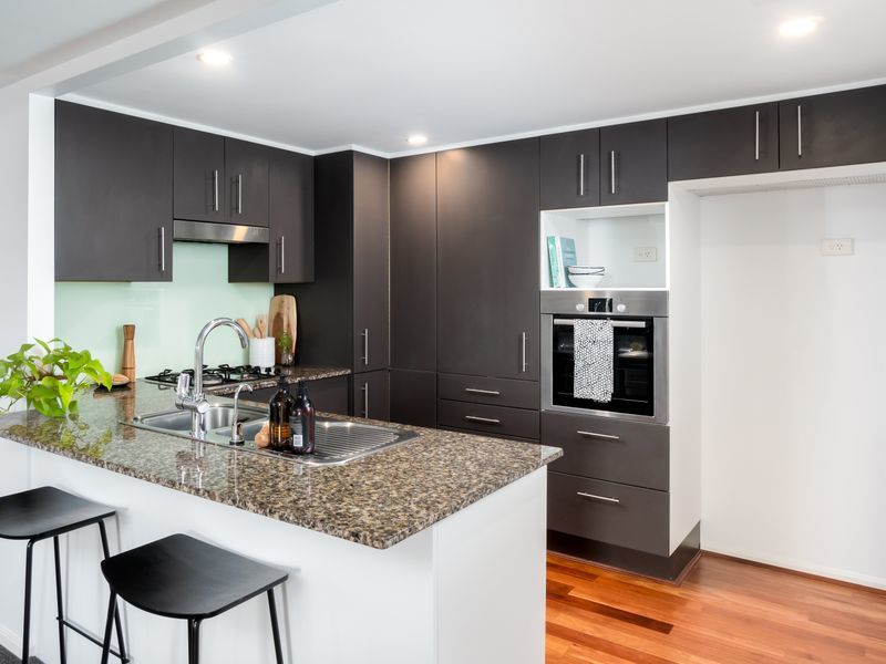 506/328 King Street, Newcastle - Thumbnail 7