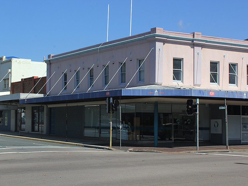 Listing Image 6