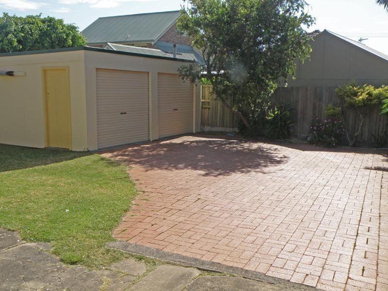 Listing Image 11