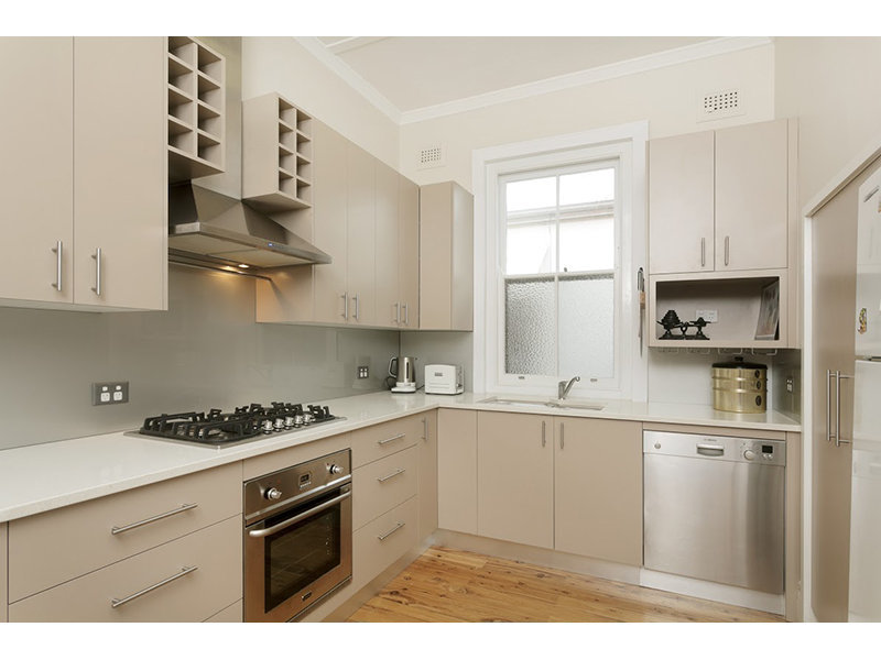 64 Lindsay Street, Hamilton - Thumbnail 2