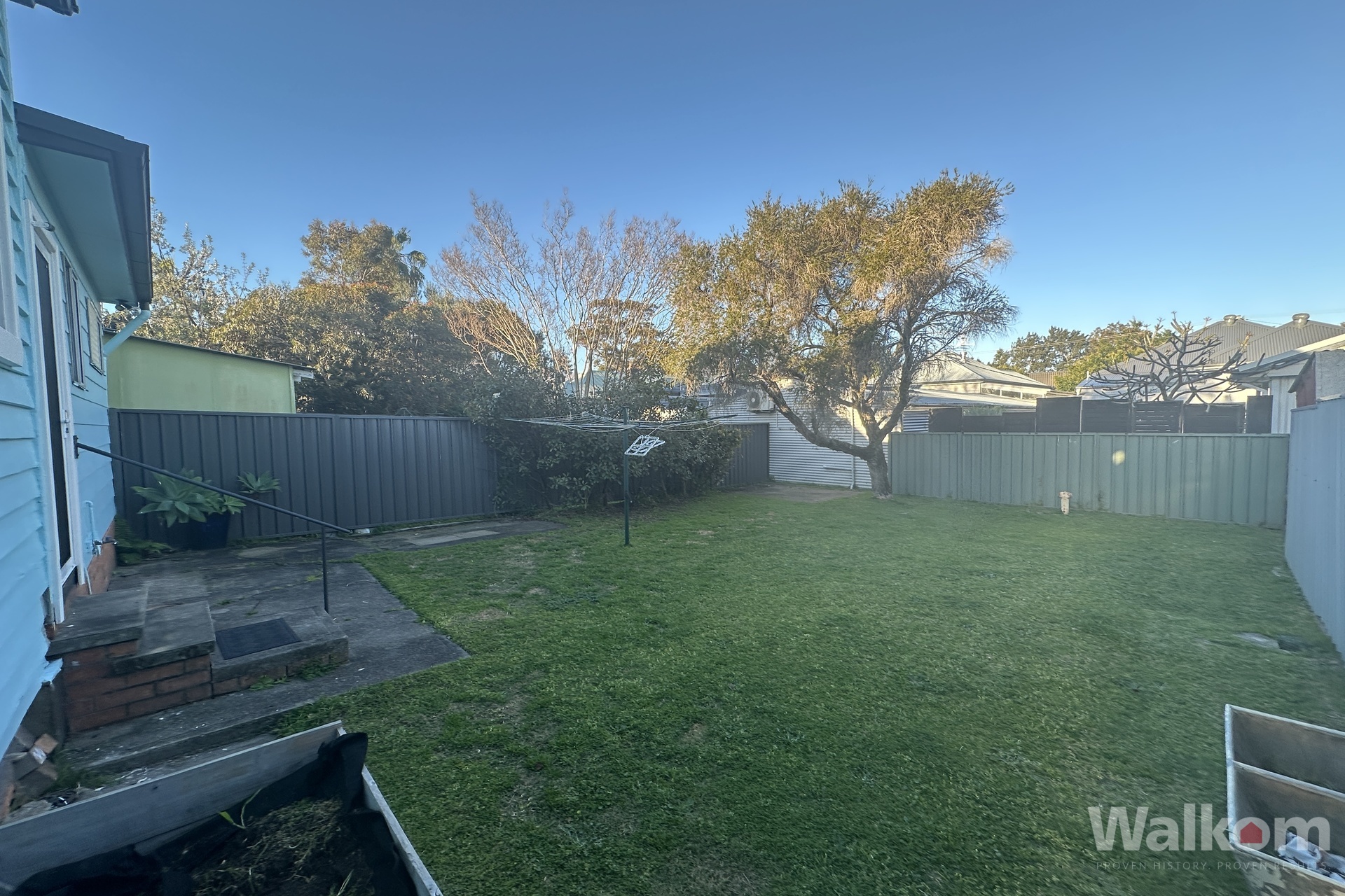 Listing Image 14