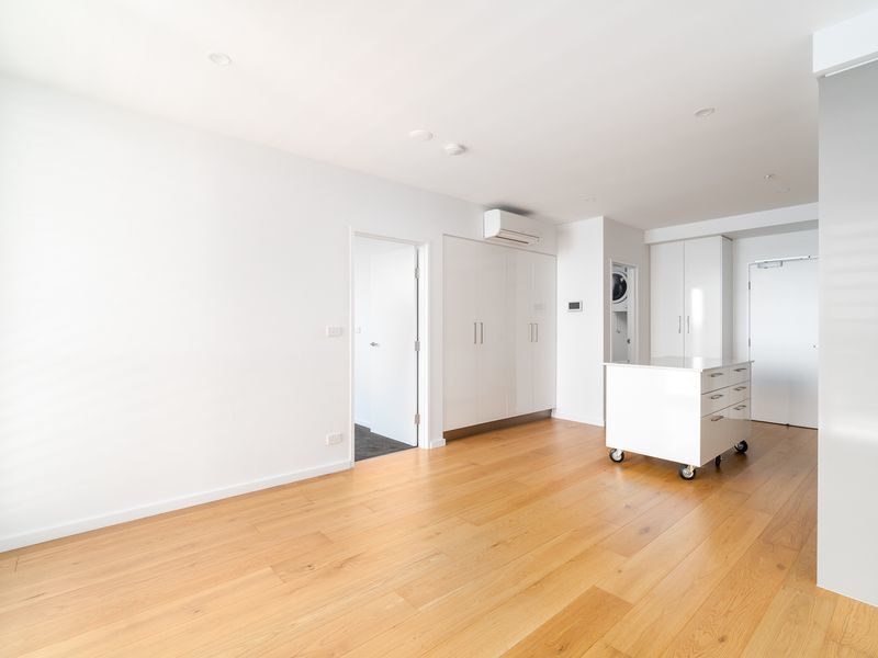 702/9 Station Street, Wickham - Thumbnail 4