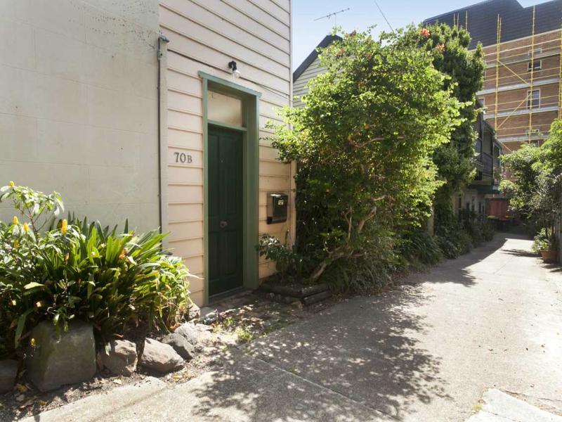 Listing Image 11