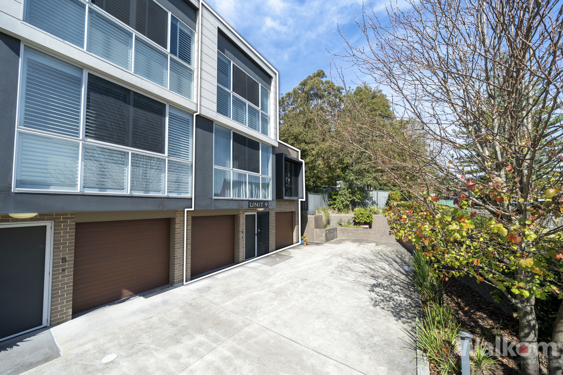 Listing Image 16