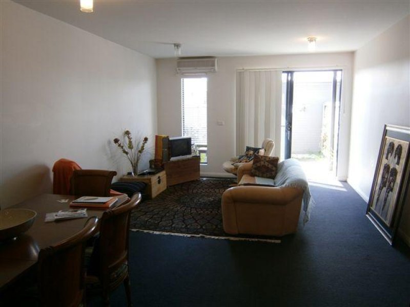 Unit 25/1 Forbes Street, Carrington - Thumbnail 2