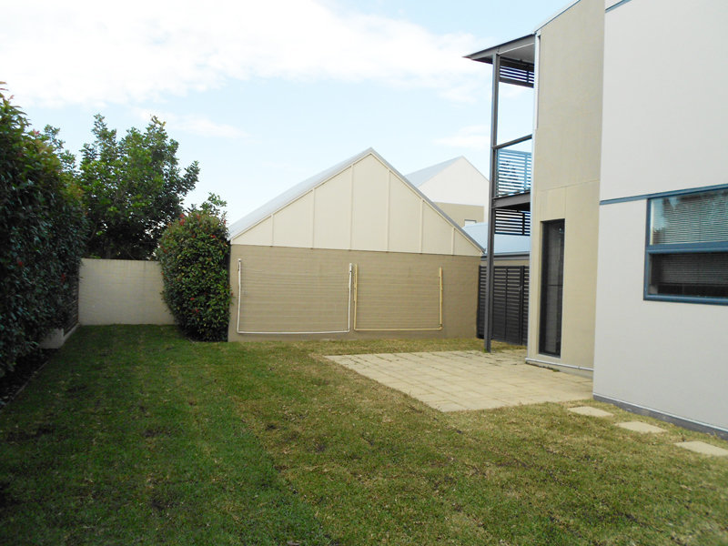 Listing Image 17